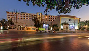 Hormoz Hotel