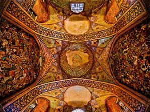 کاخ گردی در ایران