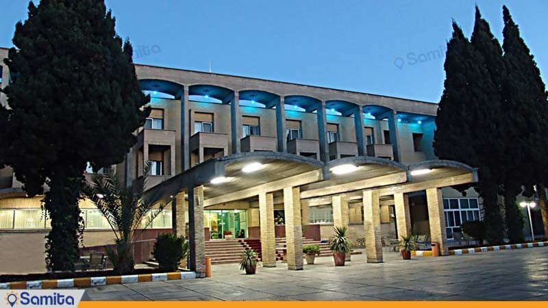 نمای ساختمان هتل جهانگردی کرمان