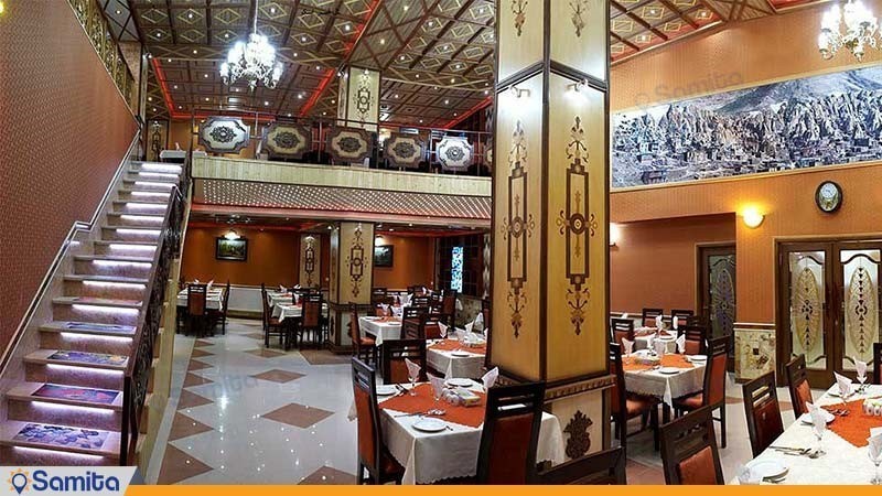 رستوران هتل قصر اسکو
