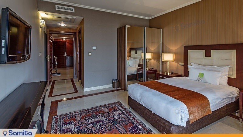 اتاق یک تخته هتل اسپیناس خلیج فارس