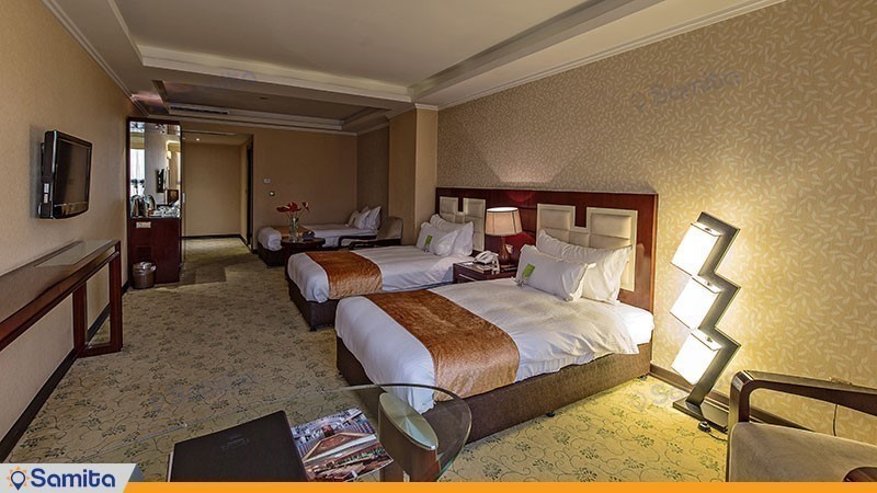 اتاق سه تخته هتل اسپیناس خلیج فارس