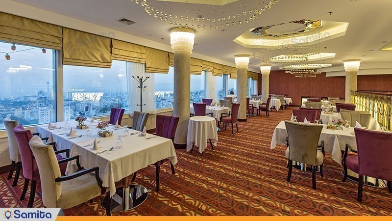 چشم انداز رستوران هتل پارسیان آزادی تهران