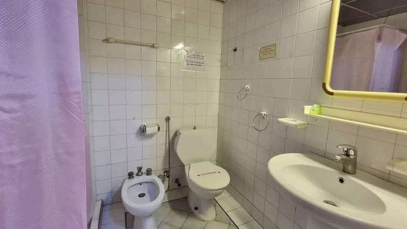 سرویس بهداشتی و حمام