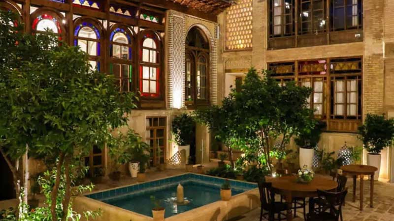 فضای داخلی