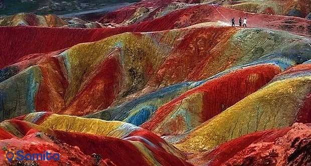 جبال ايران الملونة