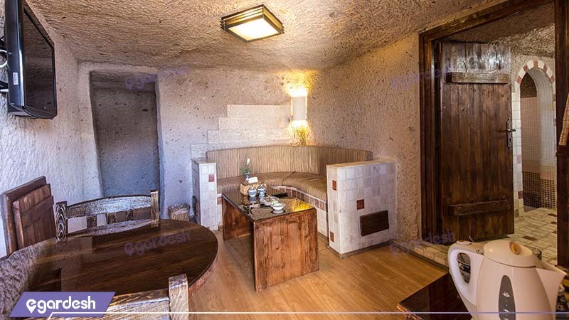 اتاق دبل جکوزی دار هتل صخره ای بین المللی لاله کندوان