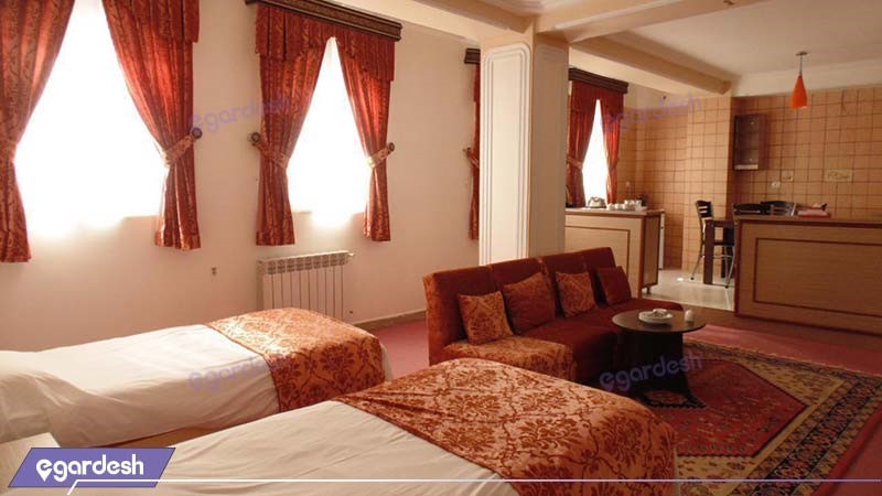 سوئیت چهار نفره هتل قصر اسکو