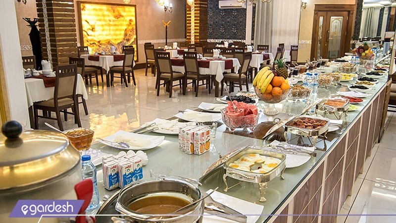 رستوران VIP هتل پتروشیمی تبریز