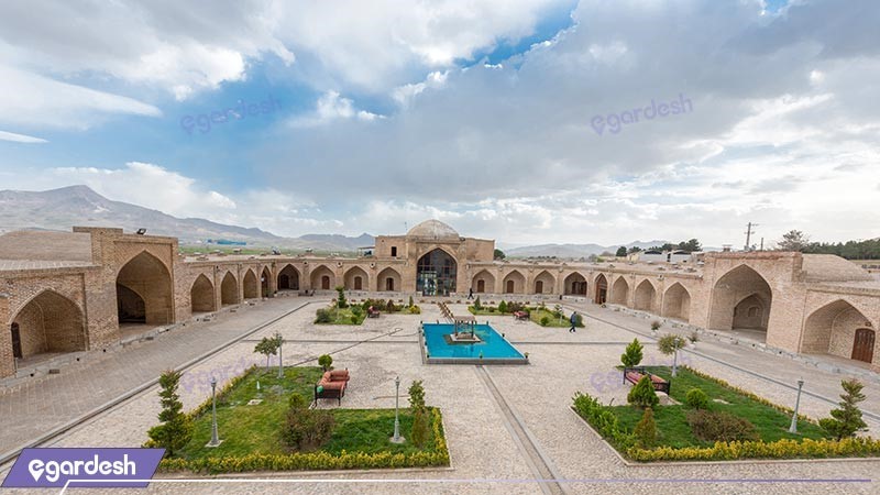 نمای ساختمان هتل بین المللی لاله بیستون