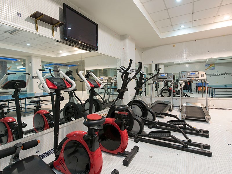 tehran-asareh-hotel-fitness-center-1.jpg