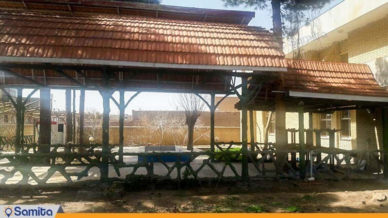  Courtyard of Ardestan Tourism Guesthouse