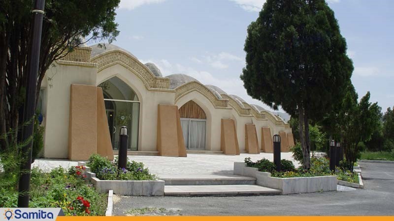  Exterior of the Golpayegan Tourism Guesthouse building