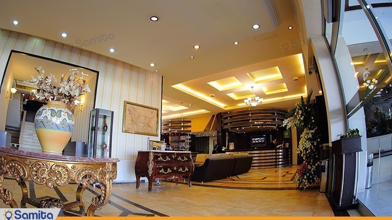  Lobby of Parsian Azadi Hotel Hamedan