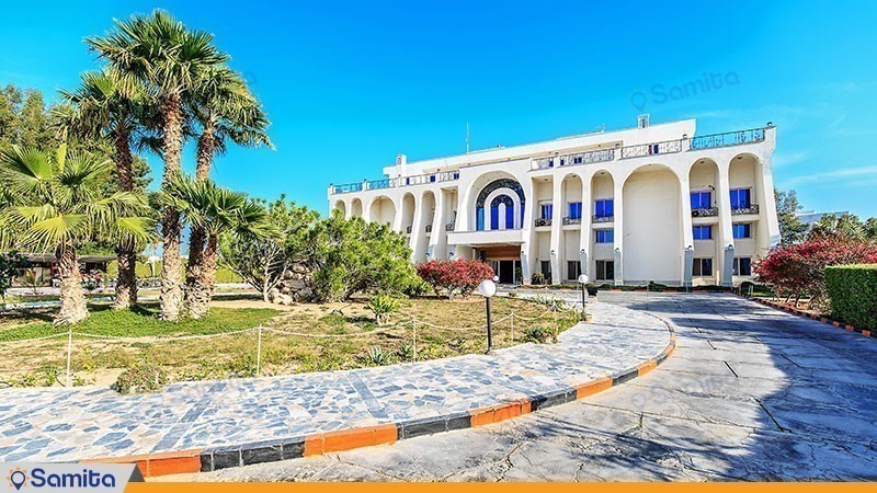  Exterior of Aftab Sharq Hotel building