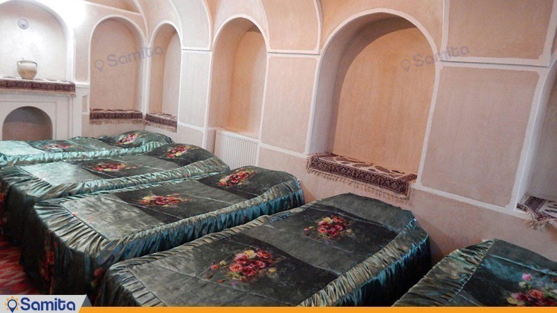  Five-person room at Naqshineh Desert Ecolodge